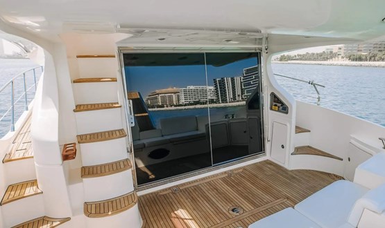 No Regrets - Azimut 48ft | AED1100/Hour